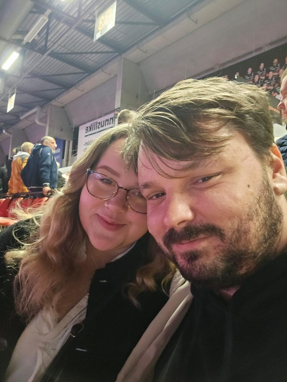 Lauri ja Cheryl KooKoo-ottelussa